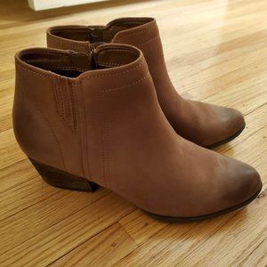 Blondo Waterproof Bootie